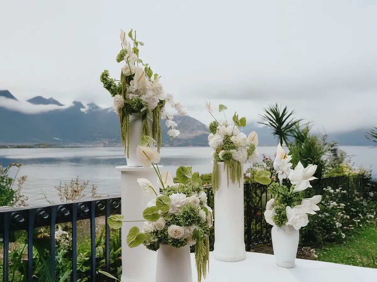 Aranjament floral elegant pentru evenimente