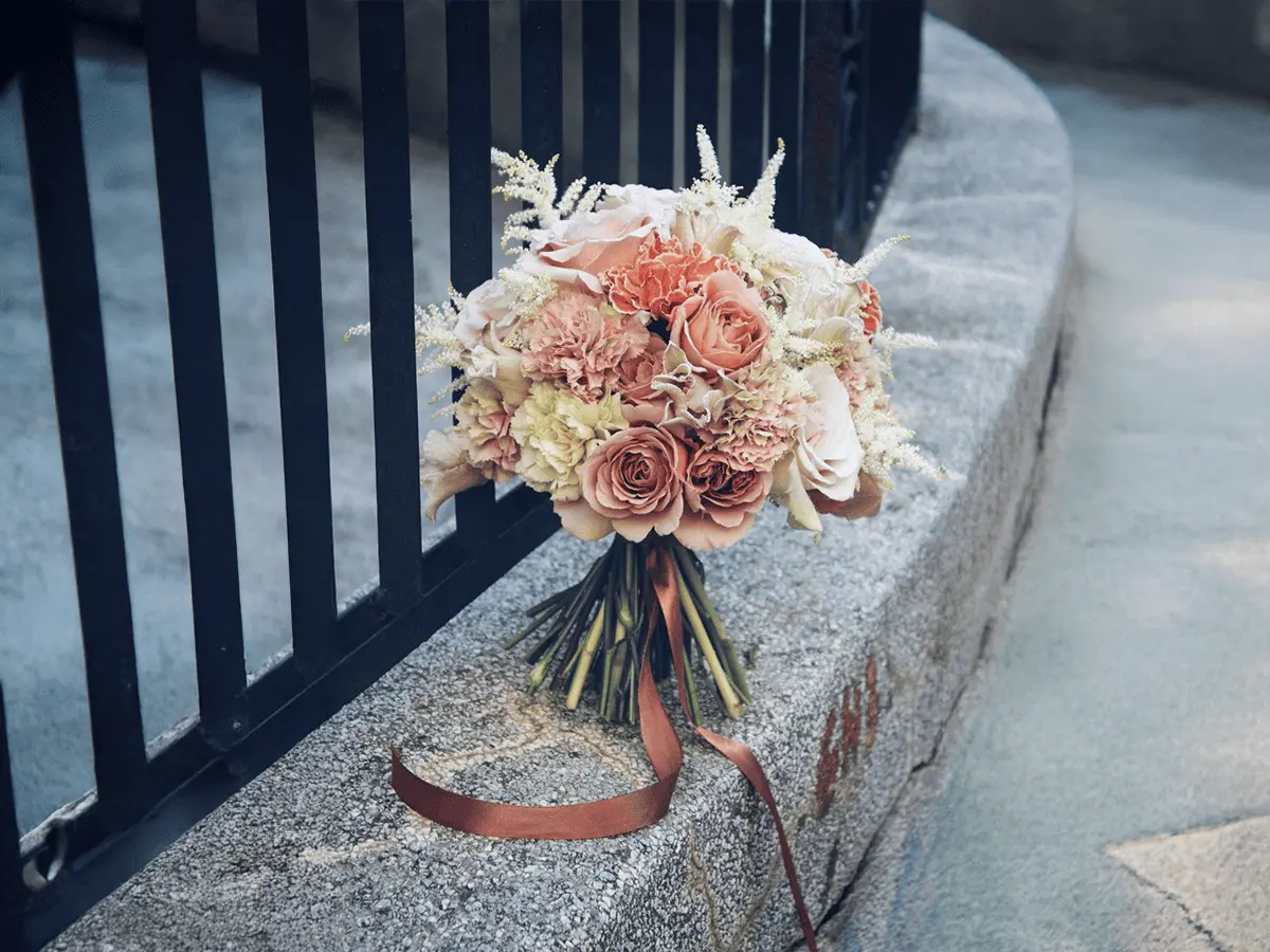 Aranjament floral elegant pentru evenimente