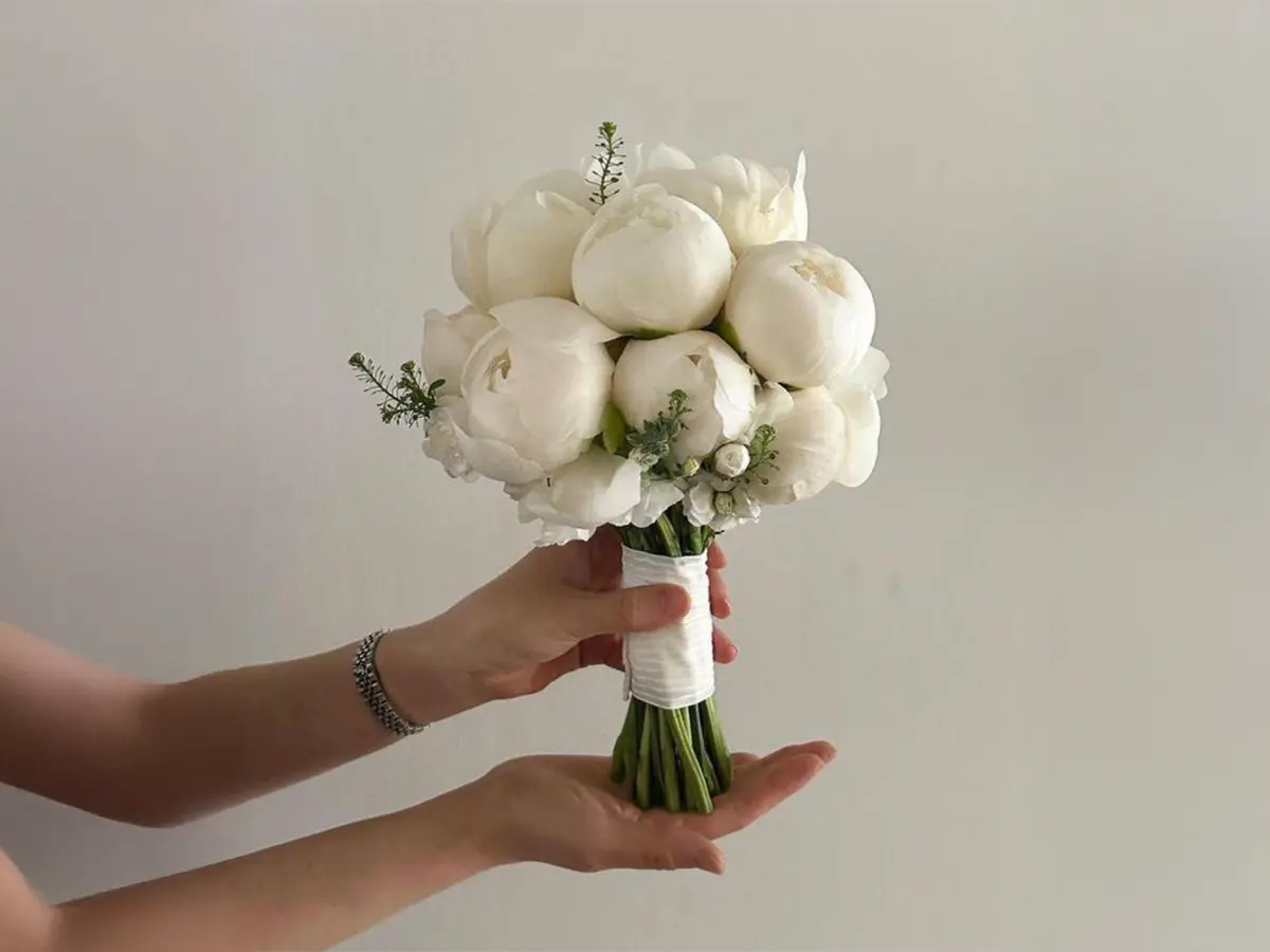 Aranjament floral elegant pentru evenimente