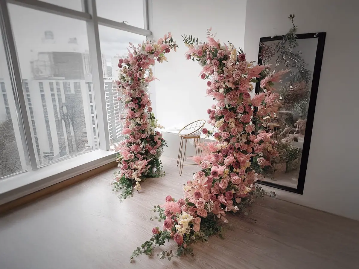 Aranjament floral elegant pentru evenimente