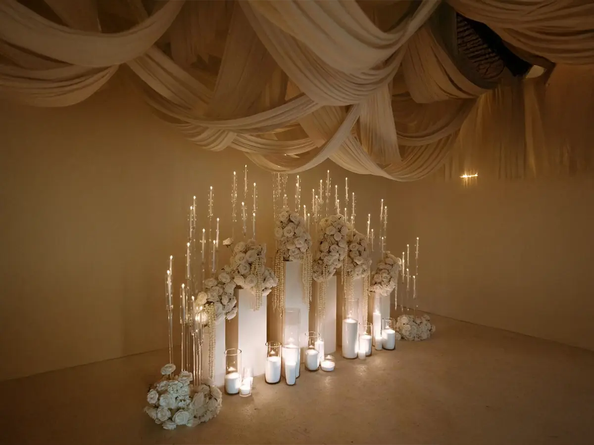 Aranjament floral elegant pentru evenimente