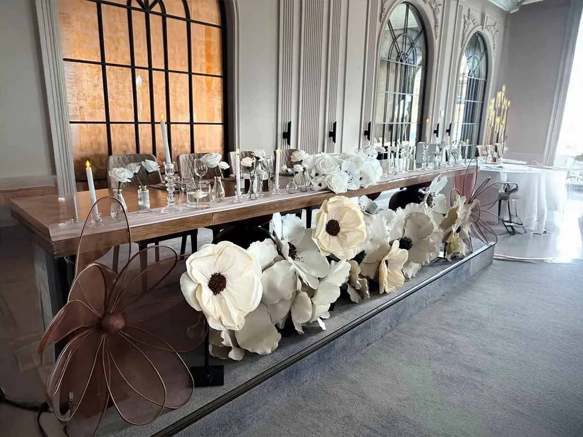 Mese eveniment elegante pentru nuntă și evenimente de lux Infinity Luxury Events