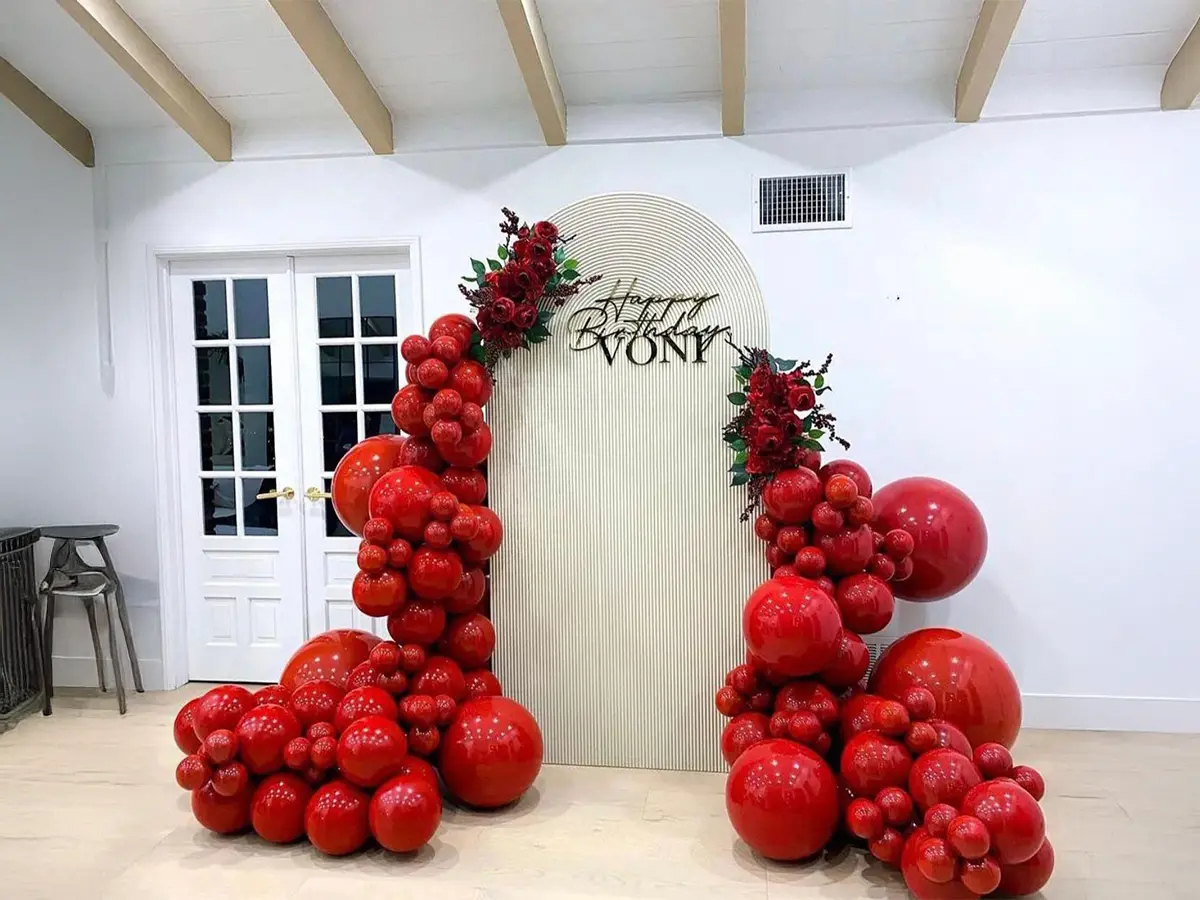 Photo corner elegant pentru evenimente de lux Infinity Luxury Events