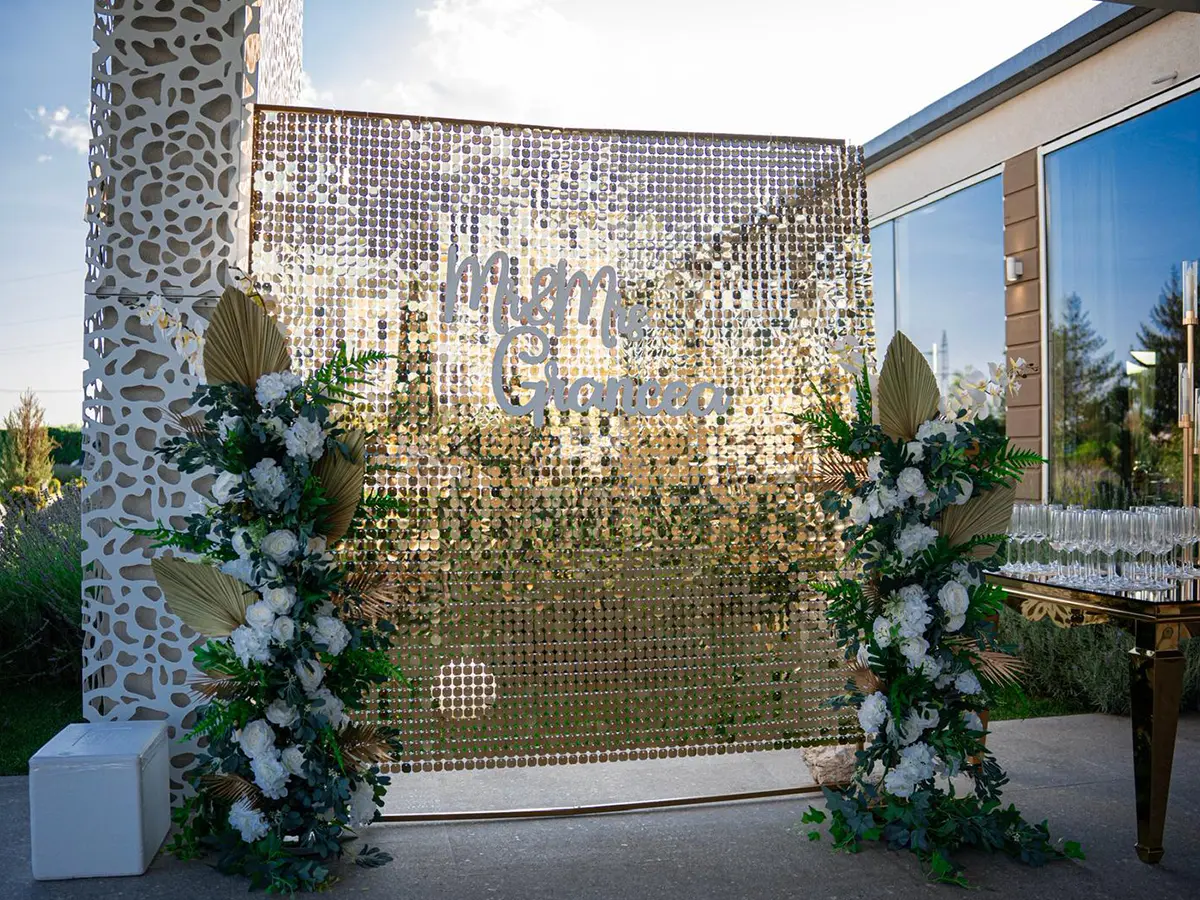 Photo corner elegant pentru evenimente de lux Infinity Luxury Events