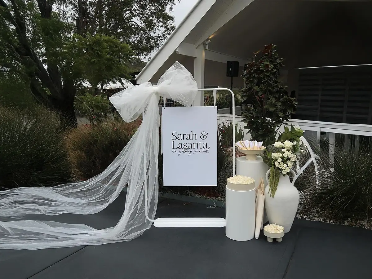 Welcome board elegant pentru evenimente premium Infinity Luxury Events